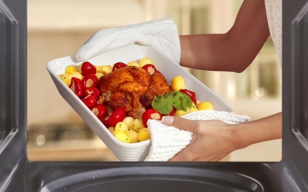 Cocinar con microondas: Guía de técnicas seguras y efectivas