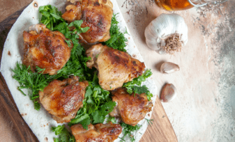 Pollo con Dientes de Ajo