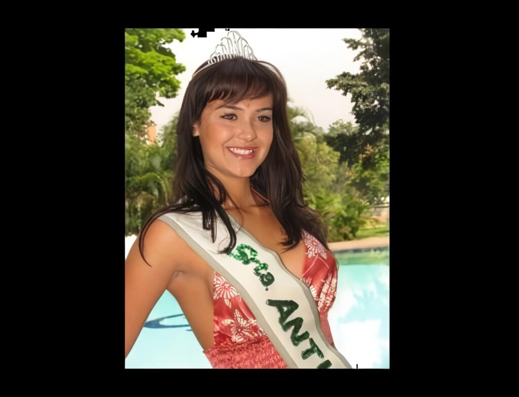 ANA MILENA AMÓRTEGUI