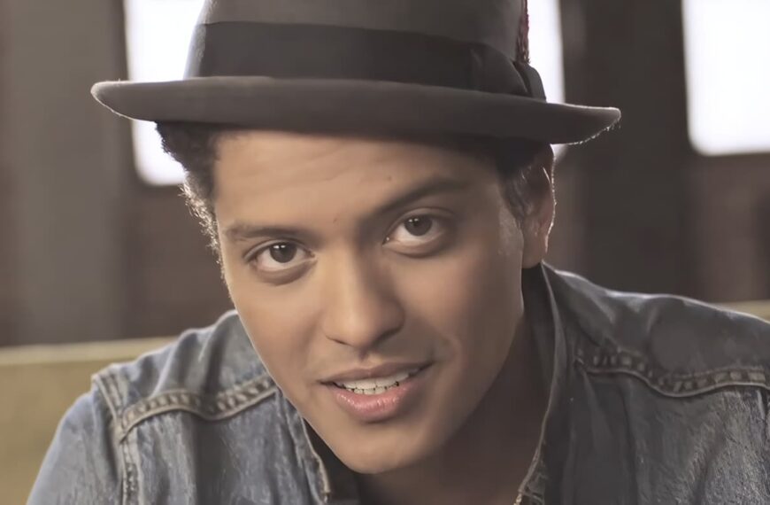 Bruno Mars Just The Way You Are