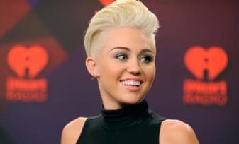 Miley Cyrus se rompió el coxis