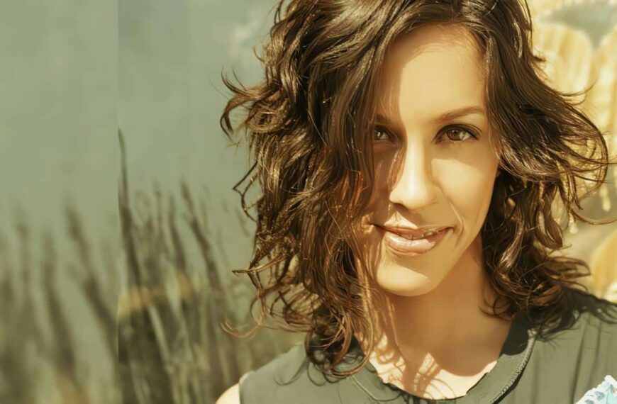 Alanis Morissette cantante y noticias