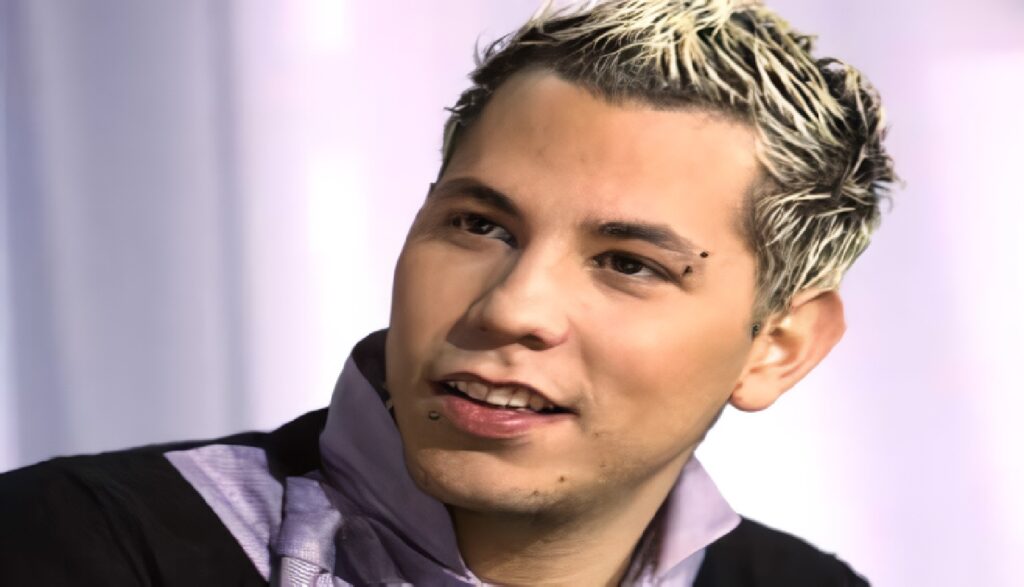 Christian Chávez regresa como solista