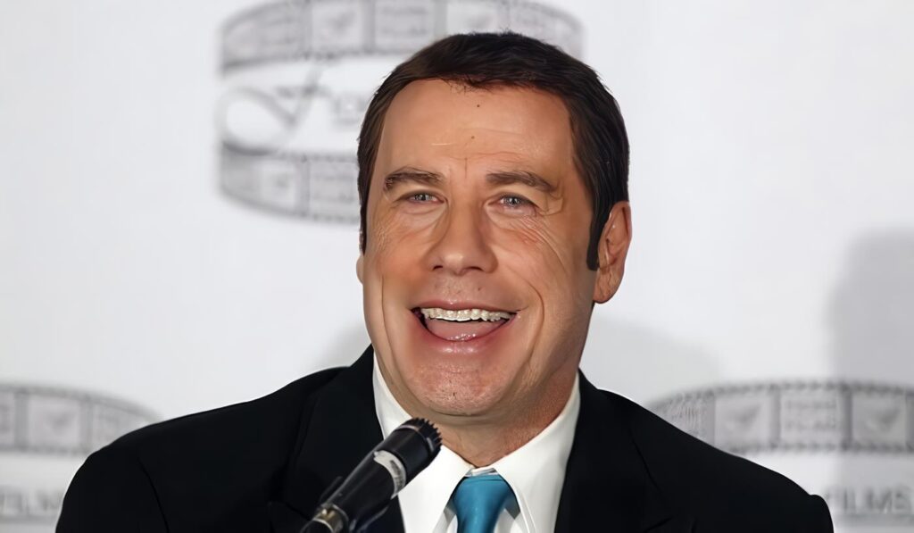 ¿Es John Travolta homosexual?