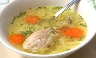 Sopa de Pollo podría Reducir la Presión Arterial