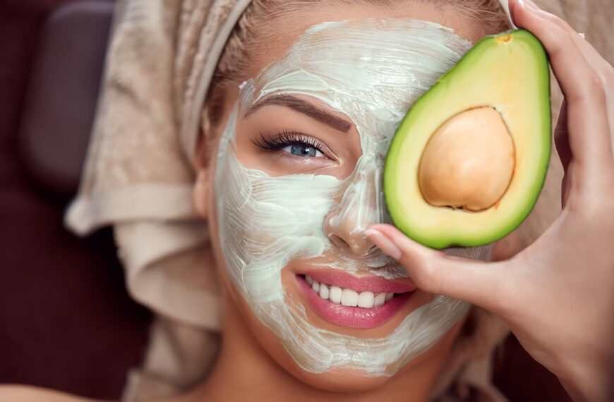 Mascarilla con aguacate