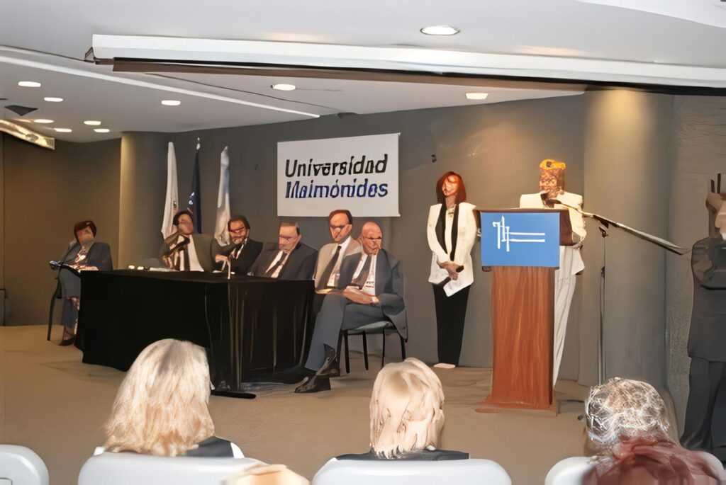 Premio a la Investigación Medica en Climaterio 1999