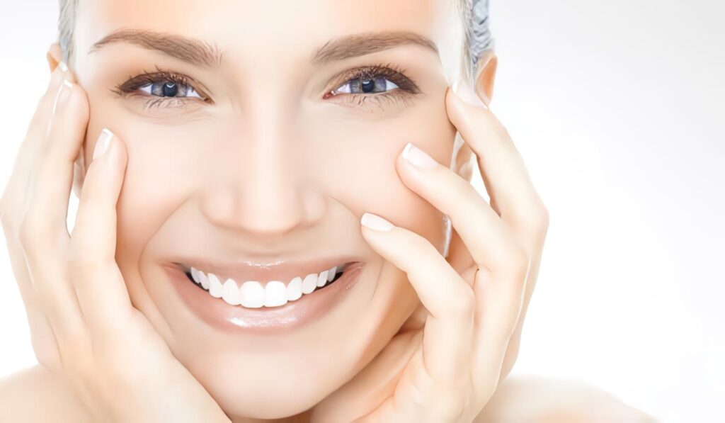 Tensado Facial con Hilos Absorbibles