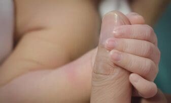 Manejo materno-neonatal del posparto inmediato