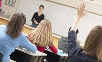 Afiliación de Estudiantes a Riesgos Laborales