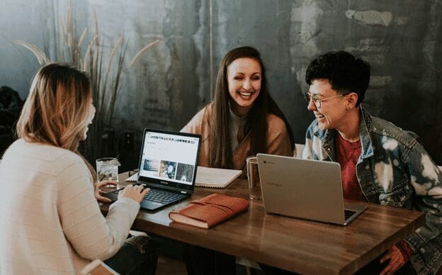 Planea tus estudios y contempla costos