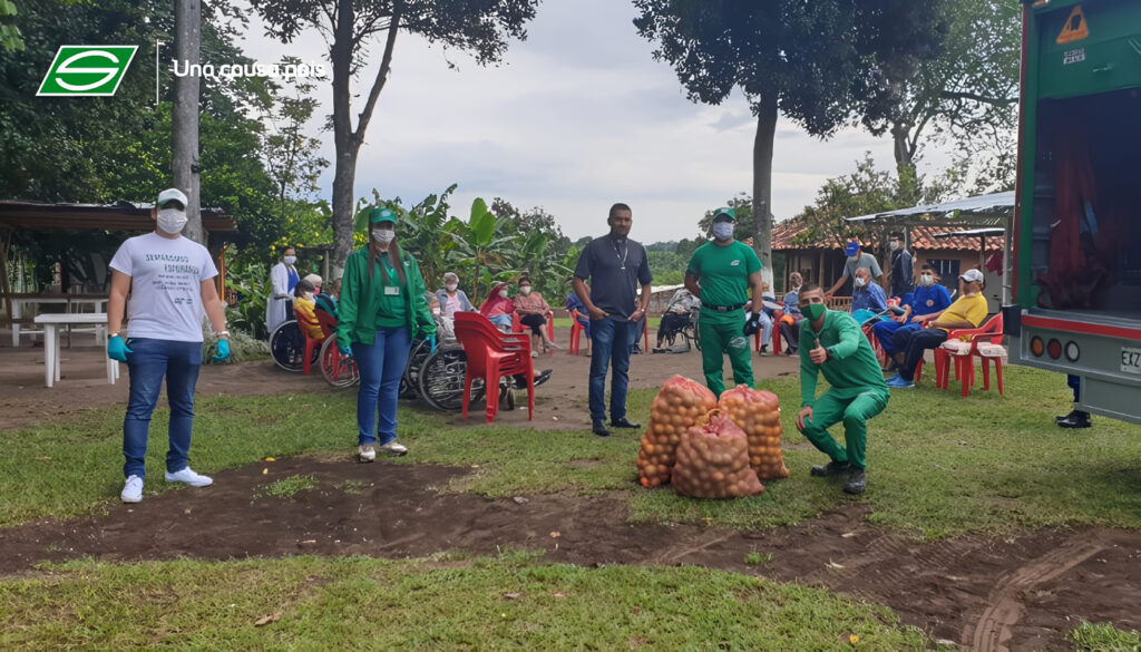 Programa Sembramos Esperanza de Servientrega
