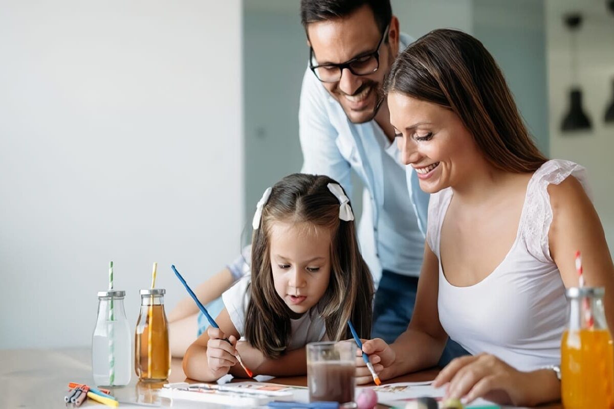 Escuelas para Padres de Familia y Cuidadores