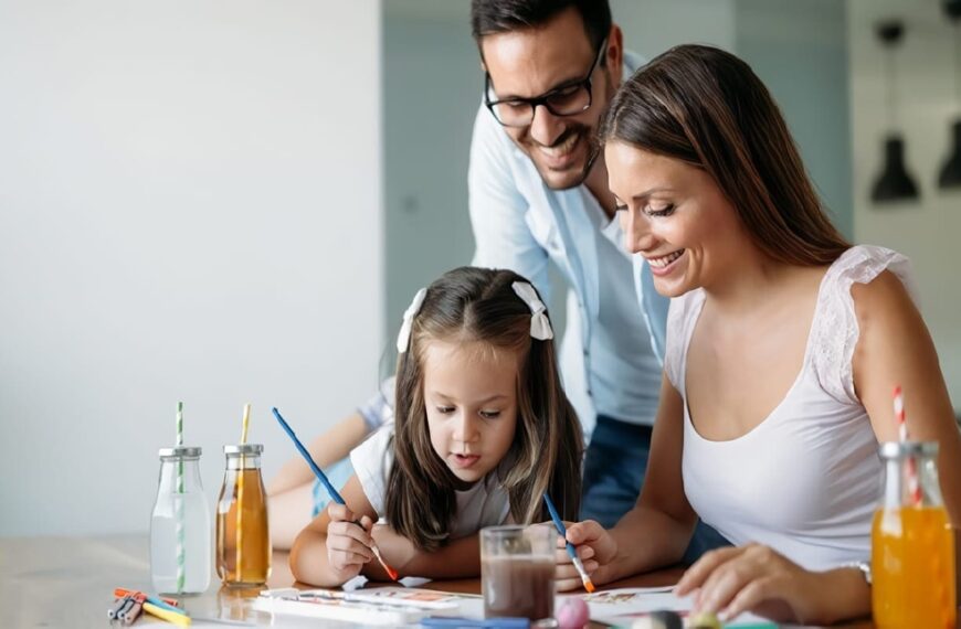 Escuelas para Padres de Familia y Cuidadores