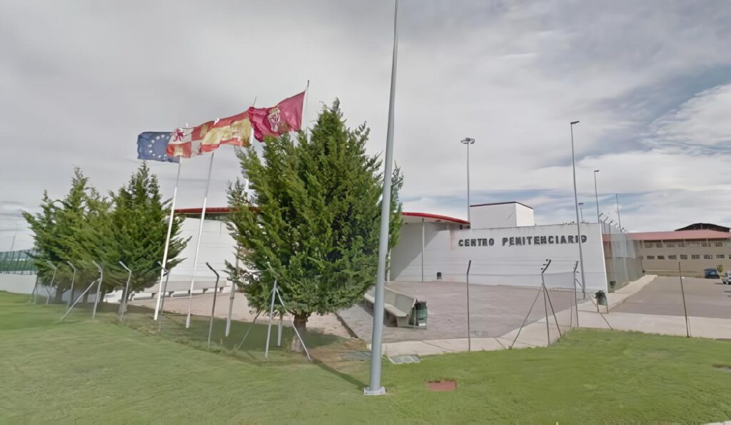 Tratamiento en Establecimientos Penitenciarios para Menores