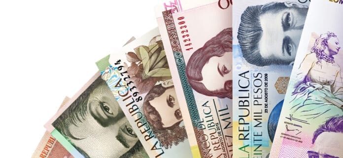 Peso colombiano en 2021, Billetes de pesos colombianos, Depositphotos