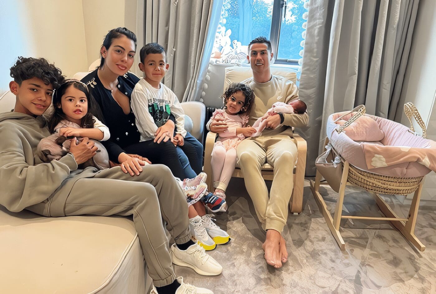 Cristiano Ronaldo y su familia