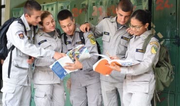 Liceos y Colegios Militares de Colombia