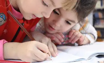 Cómo Impulsar la Alfabetización de Niños y Niñas