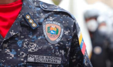 El Derecho a la Defensa de Funcionarios Policiales Inmersos en Procesos Penales por Actos de Servicio en Venezuela