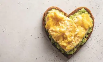 Consumo de Huevo y su Relación con el Colesterol Sérico 