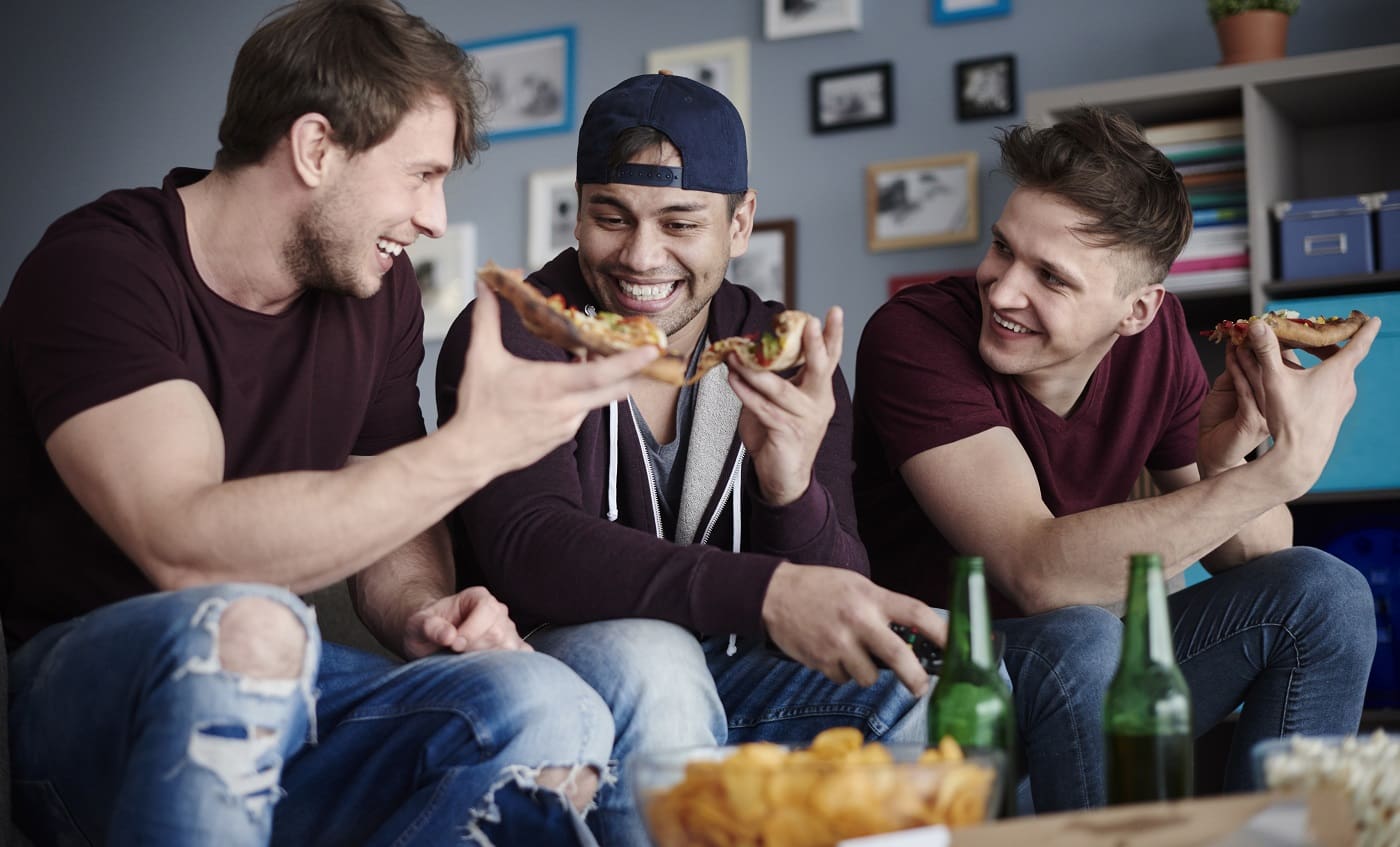 armar una mesa de snacks perfecta para ver un partido con amigos