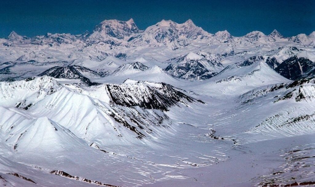 Geografía de Alaska: Paisajes Extremos, Clima y Biodiversidad del Último Gran Territorio