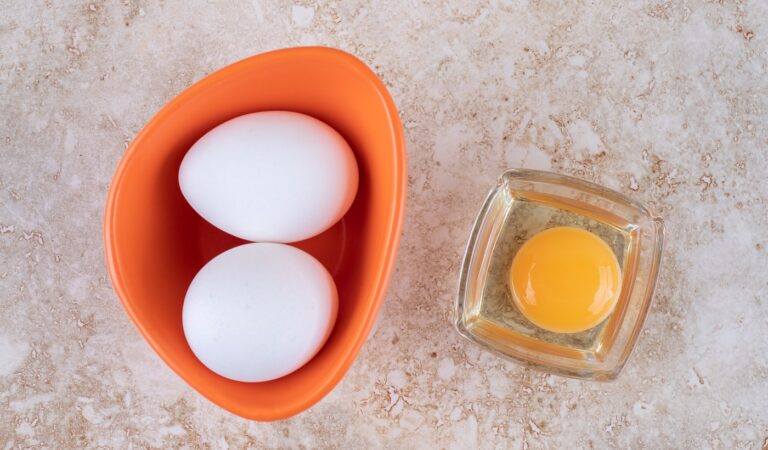 Rutina de piel saludable con huevo para el cutis