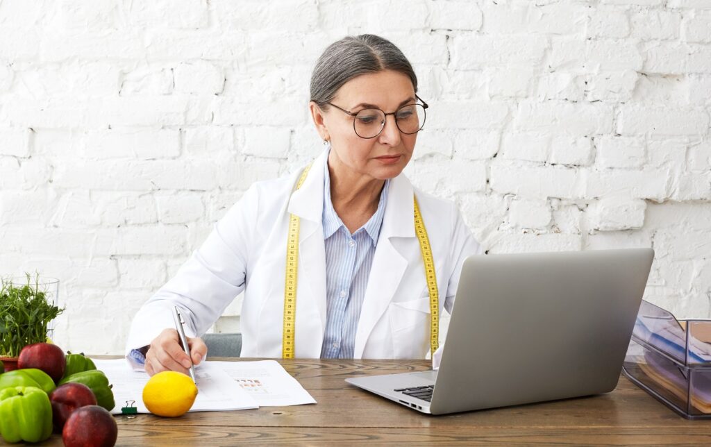 Análisis del aporte nutricional diario de fibra en las dietas